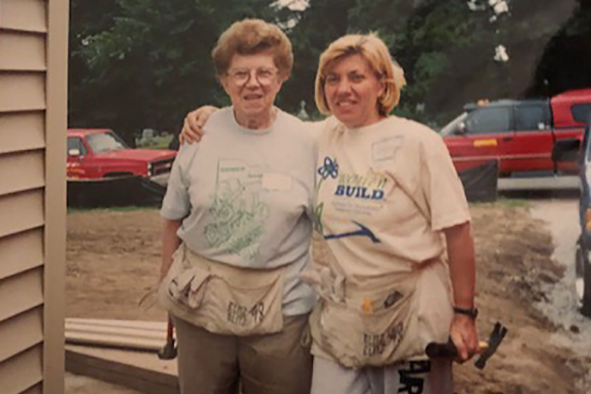 Ruth and Zorica volunteering together